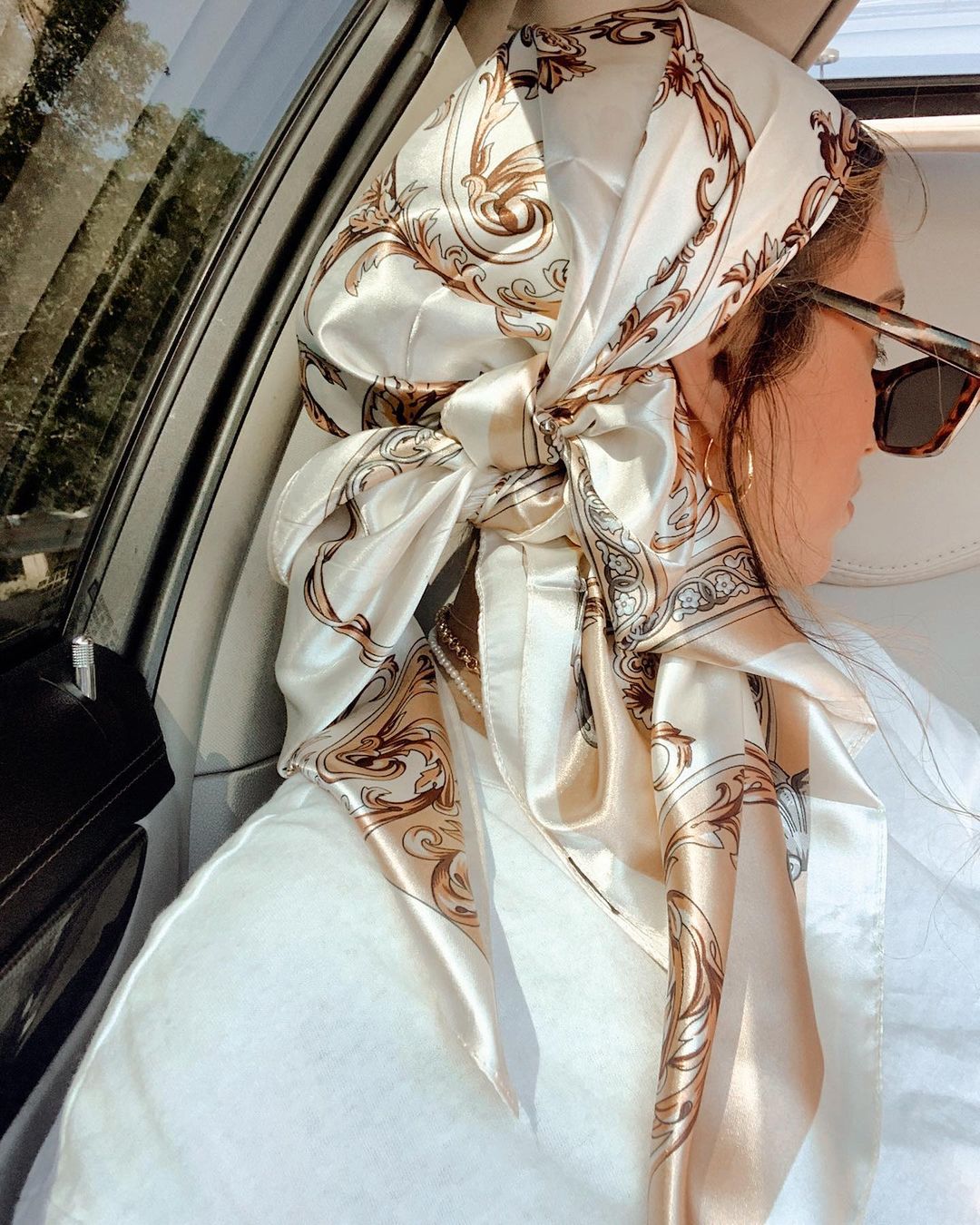 Face Scarf Mask - Saten Kare Eşarp Kadın Müslüman Başörtüsü
